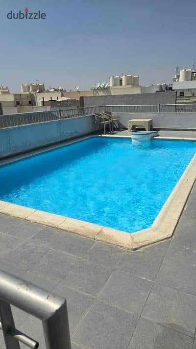 Furnished apartment for rent, first occupancy, 3 bedrooms, 3 bathrooms in a compound in Bafaria, fully equipped, all furniture is new, first use, has a swimming pool, security and safety, the apartment is entirely smart, suitable for companies, families, or employees. The area of the apartment is 220 square meters.
