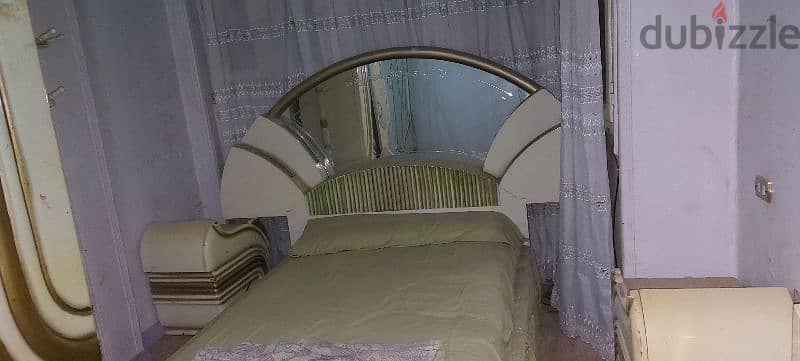غرفة نوم الفراشة 2