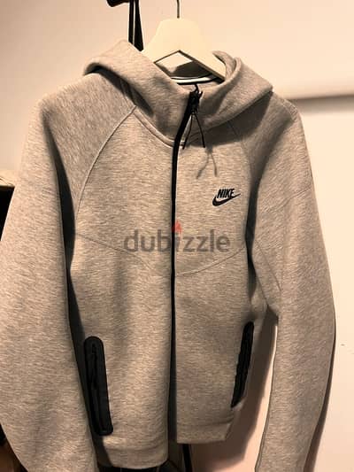 nike tech