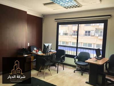 مكتب للايجار في شارع لبنان الرئيسي في المهندسين                                                                                                      .
