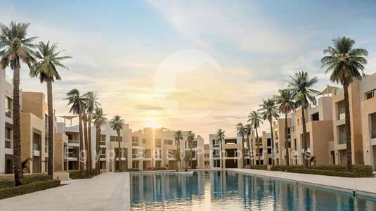 شاليه جاهز للسكن بإطلالة كاملة على البحر، مطل على البحيرة، موقع مميز للغاية للبيع من أوراسكوم