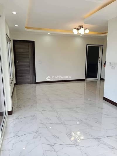 Apartment for sale, ready to move, super deluxe finishing, with a sea view and private garden in Stoda Sheraton, next to City Centre Almaza, Hel