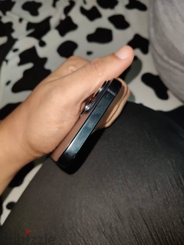 iPhone 15 5