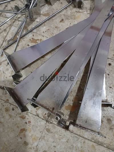 استاندات وشوك