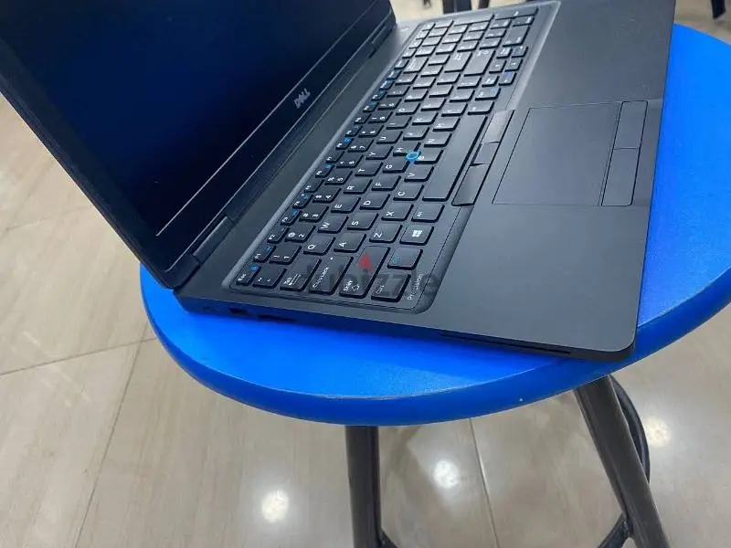 لابتوب ديل استخدام نظيف للبيع