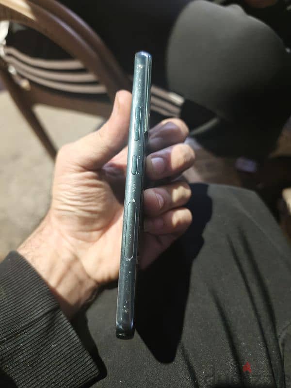 Samsung s22 6