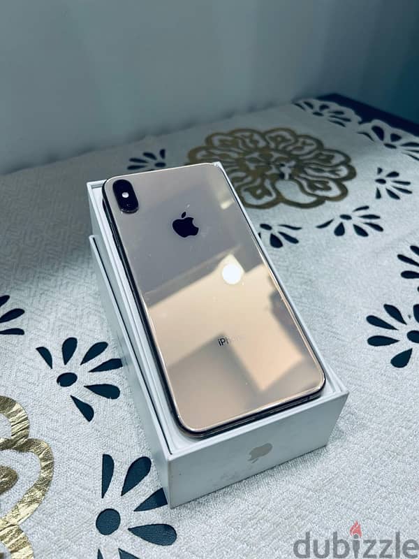 iPhone Xs Max 2
