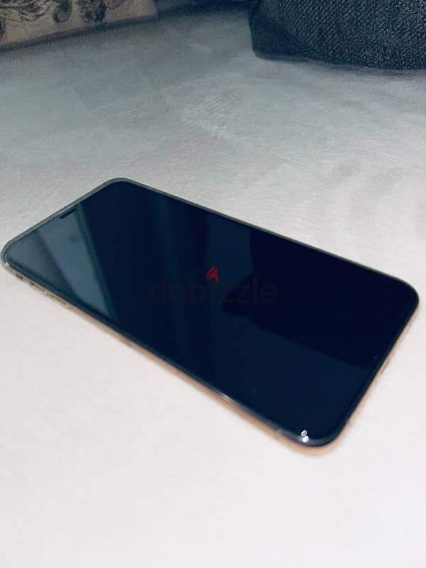 iPhone Xs Max 5
