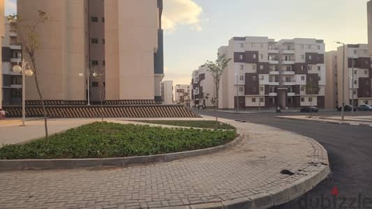 شقة للايجار بمدينة بدر (الاسكان المتميز) بجوار القطر الكهربائي