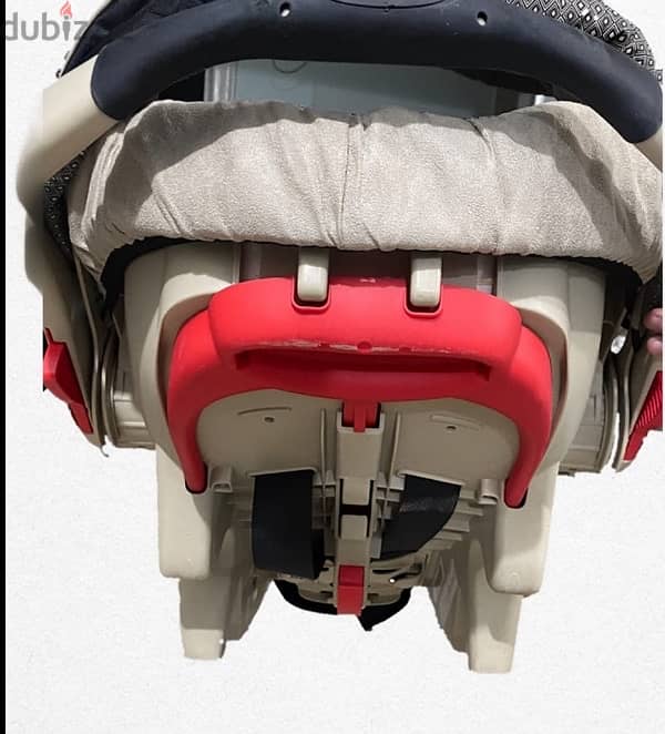 stroller 11
