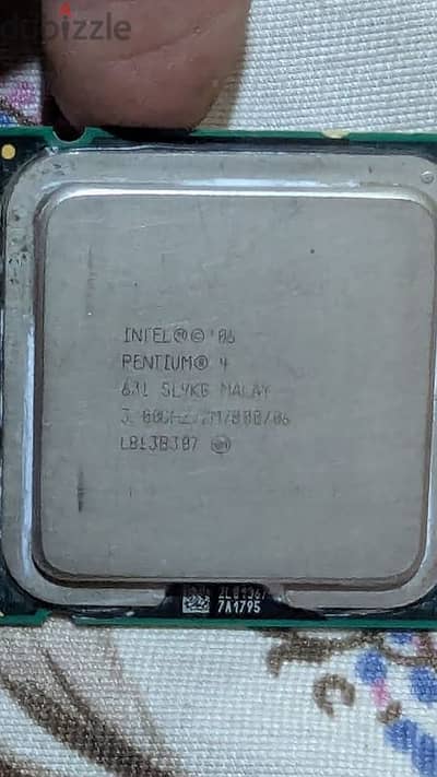Intel 86 pentium 4 631 sl9kg malay