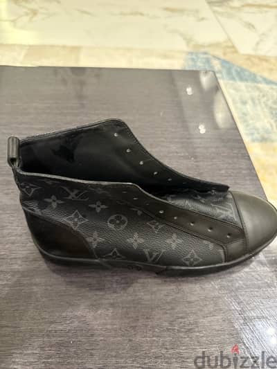 LV shoes