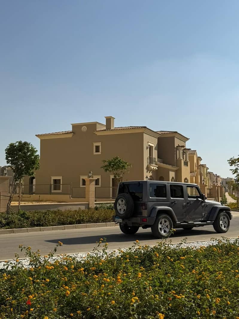 villa from qatari diar for sale at city gate first row golf - Villas ...