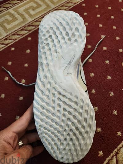 حذاء nike استخدام مرات بسيطة جدا
