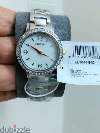 للبيع ساعة Citizen Quartz Crystron اصلية