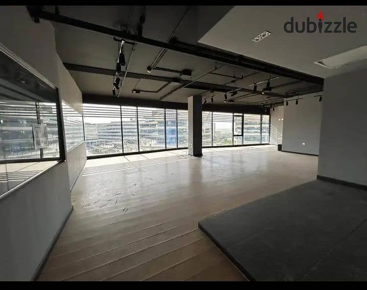 Ready-to-move office in The Polygon commercial in Beverly Hills SODIC ...