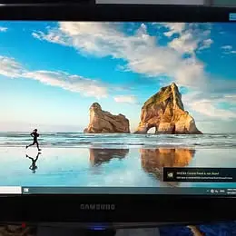 شاشة سامسونج بحالة الجديد65052280941569122