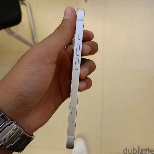 ايفون 1365052850535426121