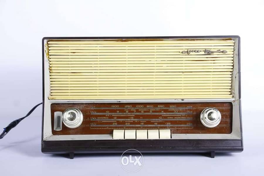 Philips old radio 0