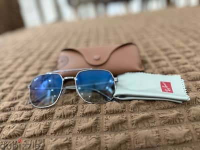 نظارة Ray-Ban اصلية جديدة