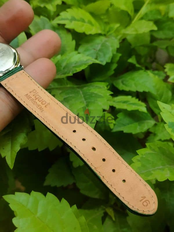 Disney watch, new with box 7