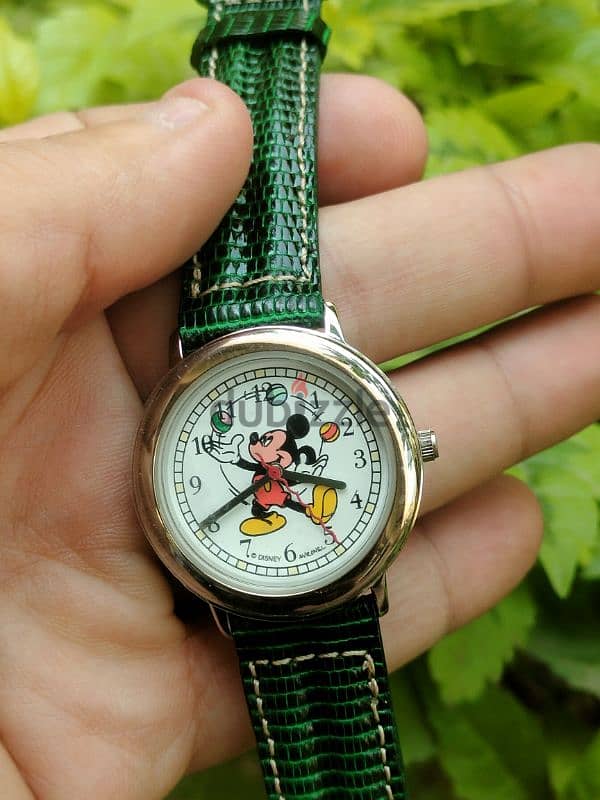 Disney watch, new with box 8