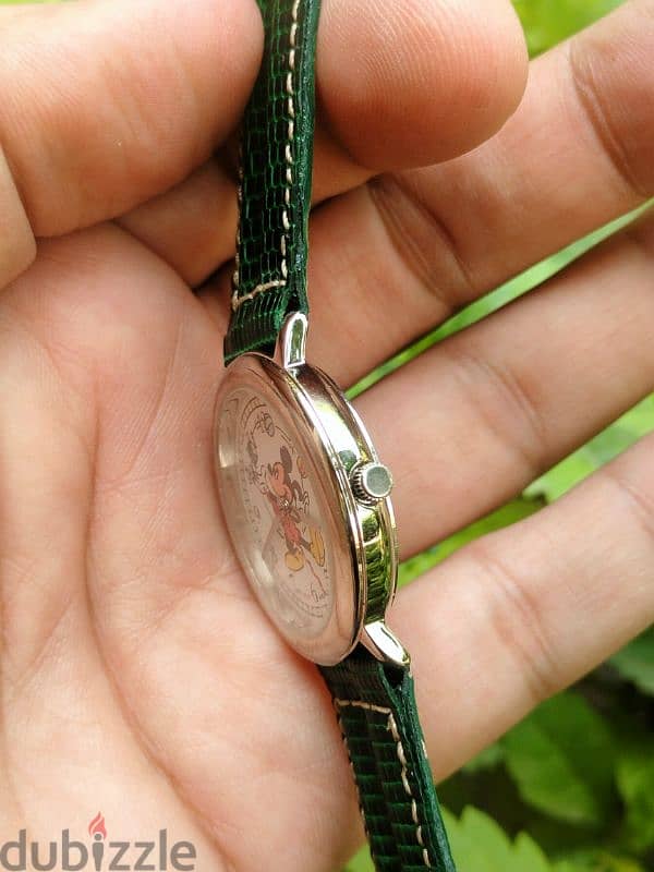 Disney watch, new with box 9
