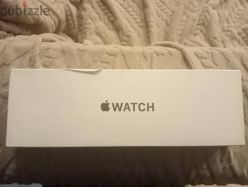 Apple watchse ( Gen2) 3