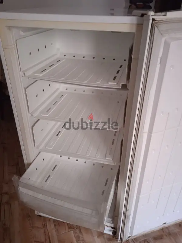 ديب فريزر مستعمل