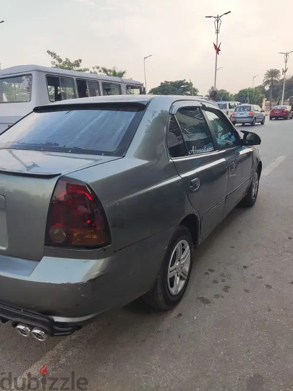 Hyundai Verna 2011