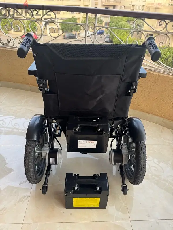 wheelchair كرسى متحرك