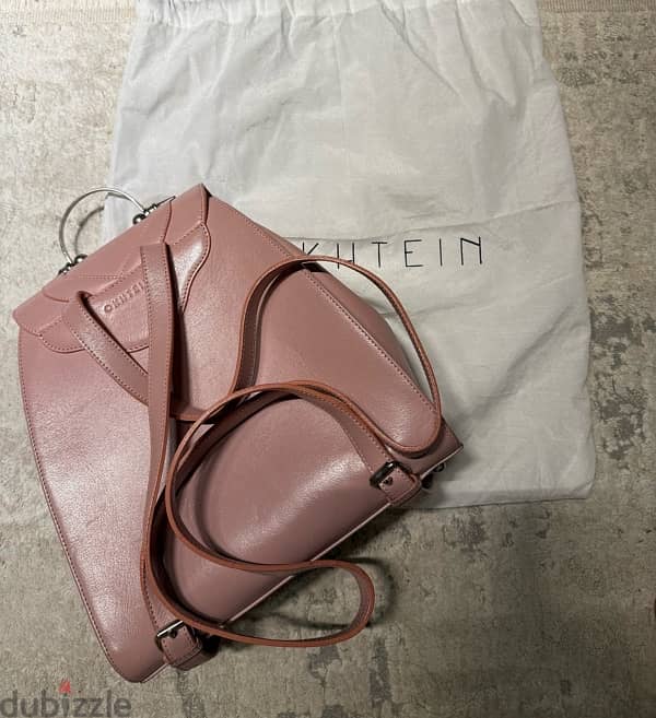 Okhtein backpack 1