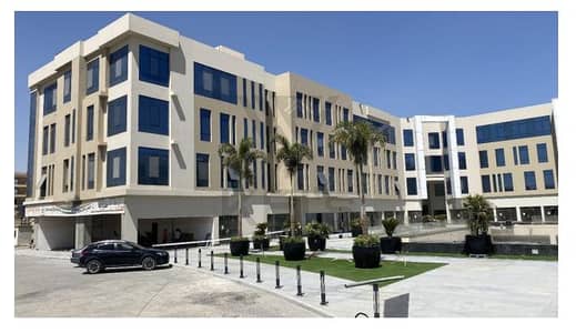 لقطه | عيادة متشطبة بالتكييفات بأفضل سعر للايجار في ايترنا ميفيدا 50 م HOT DEAL | Clinic 50m For Rent in Mivida - Eterna Health Care - south 90th st -
