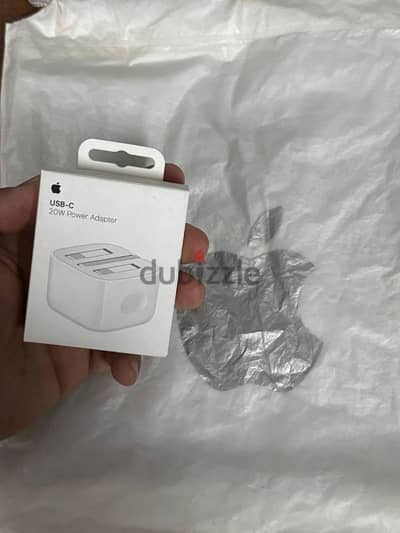 apple power adabtor original 20w pd شاحن ابل اصلي