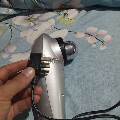 جهاز مساج استخدام خفيف وارد الخارج