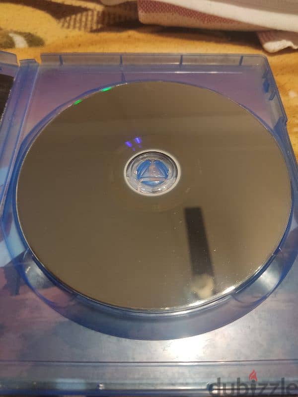 gta 5 ps4 used like new 2