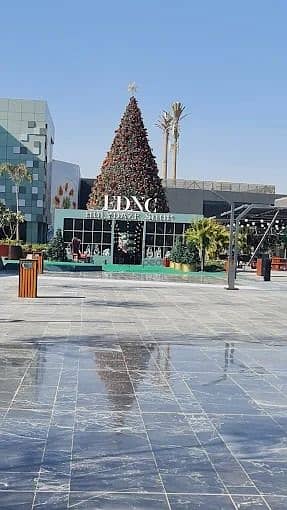 مكتب تشطيب فاخر للإيجار في EDNC سوديك ايست تاون - القاهرة الجديدة