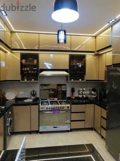 مطابخ وابواب وشبابيك 01063068663
