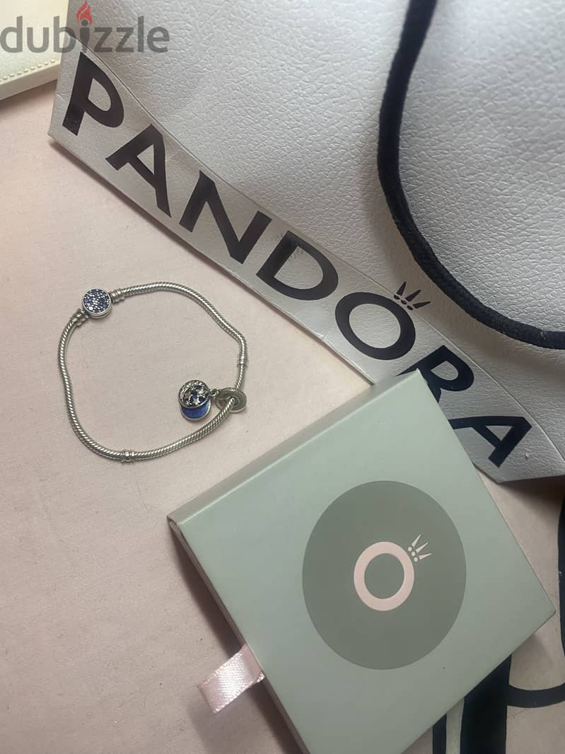 Pandora bracelet & charm 1