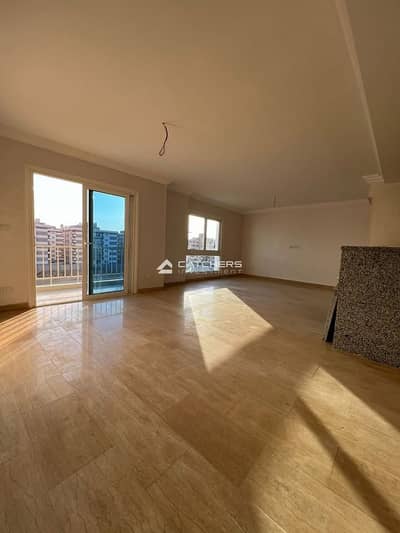 Fully finished apartment ready for immediate occupancy in the most prestigious compound in the New Capital, with a stunning view of the