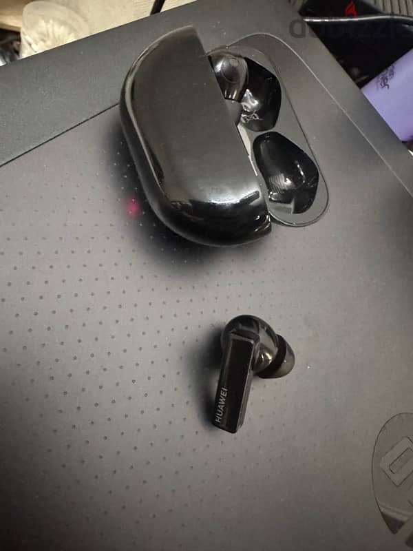 HUAWEI FreeBuds Pro 1