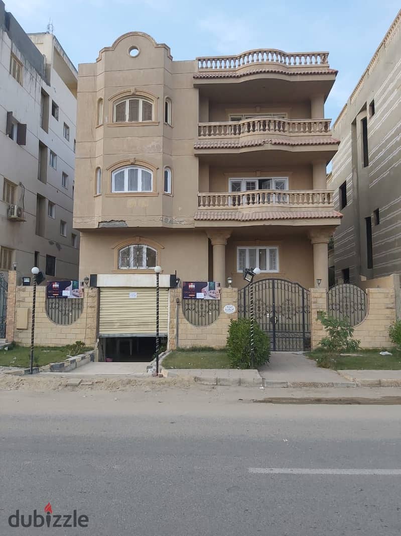 For sale: Building 920 sqm on a 360 sqm land, 4th District, 6th of ...