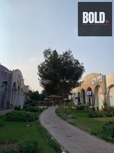 محل لقطه للبيع في بيفيرلي هيلز متشطب بالكامل موقع مميز جدا - Beverly Hills Prime Location