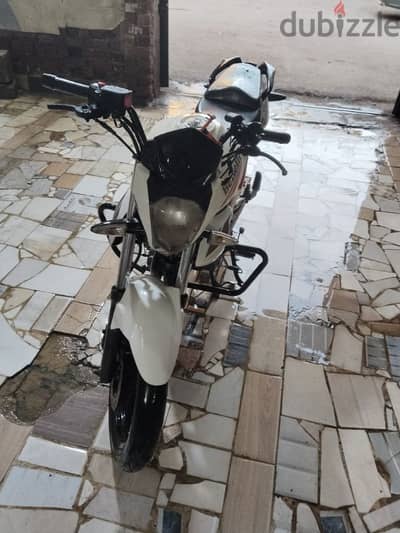 بينيلي vlr 150