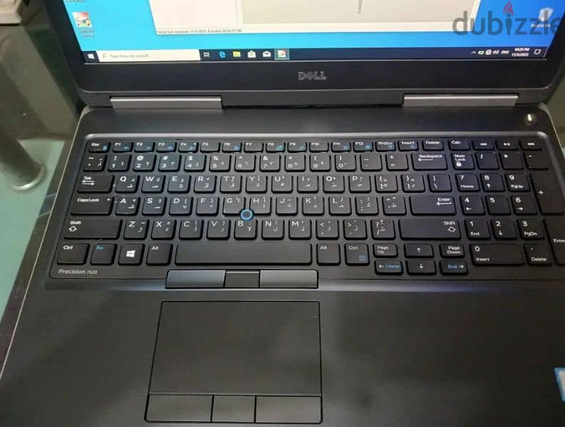 Dell Precision 7520 1