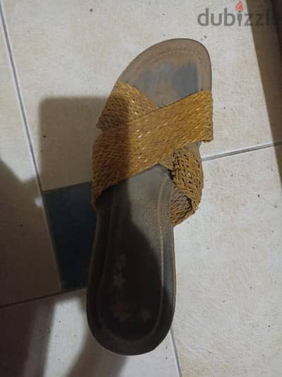 صنادل مستورده مستعمله بحاله جيده