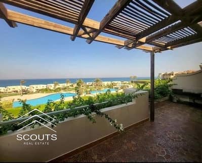 Chalet for sale, 130 m², fully finished, Super Lux, with a distinctive sea view and immediate delivery in La Vista Gardens, Ain Sokhna, next to Telal