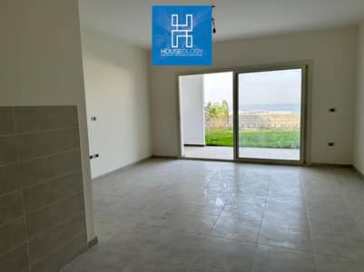 شالية ارضي بجاردن Sea view استلام فوري  للبيع في ذا جروف السخنة من المالك مباشرة باقل من سعر الشركة ب 5 مليون برايم لوكيشن مصطبة تالته