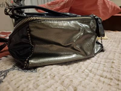 Beige leather bag