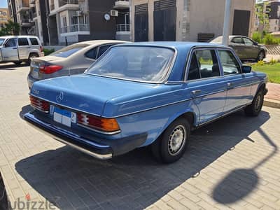 Mercedes-Benz 200 1980 230 model 1980